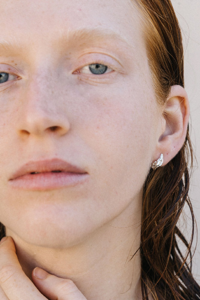 Ostra Hoop Stud Silver Earrings